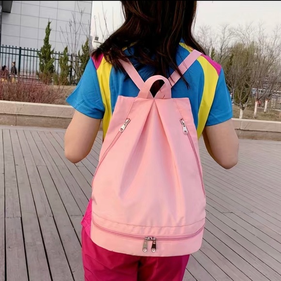 Waterproof Backpack - Picture 5 of 6